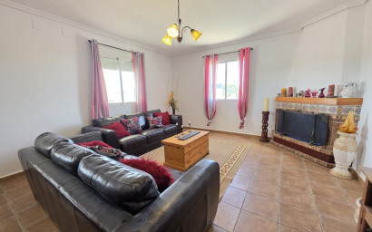 Revente - Villa -
Monóvar/Monóver - Inland