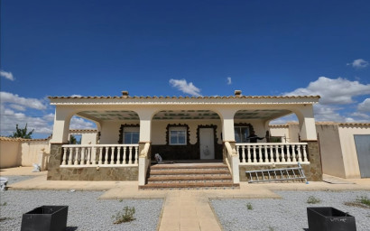 Revente - Villa -
Monóvar/Monóver - Inland