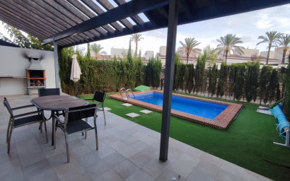 Revente - Villa -
Peraleja Golf - Inland