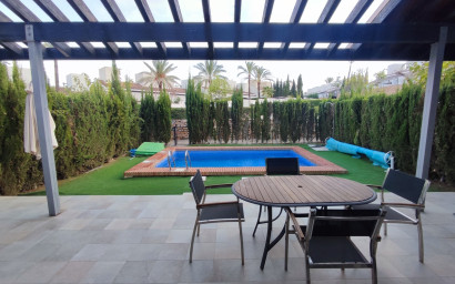 Revente - Villa -
Peraleja Golf - Inland
