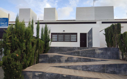 Revente - Villa -
Peraleja Golf - Inland