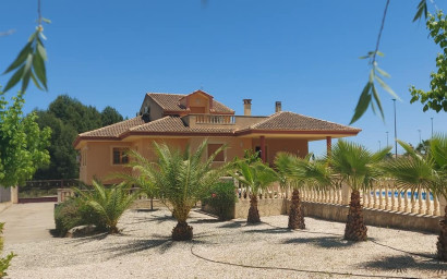 Herverkoop - Villa -
Calasparra - Inland