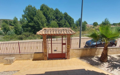 Herverkoop - Villa -
Calasparra - Inland