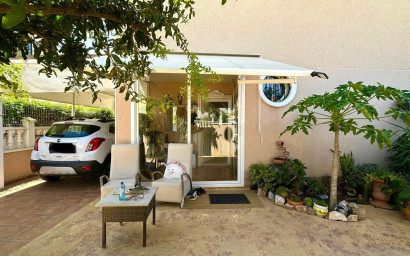 Revente - Villa -
Orihuela Costa - La Regia