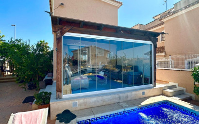 Revente - Villa -
Orihuela Costa - La Regia