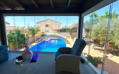 Revente - Villa -
Orihuela Costa - La Regia