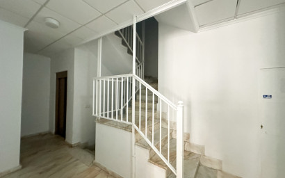 Herverkoop - Plat -
Torrevieja - Costa Blanca
