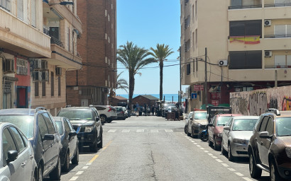 Herverkoop - Plat -
Torrevieja - Costa Blanca