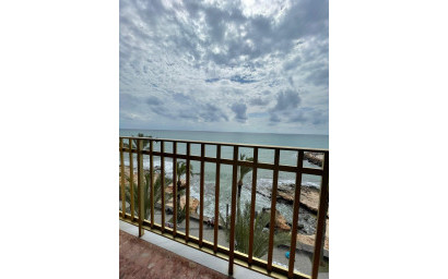 Herverkoop - Plat -
Torrevieja - Las Piscinas Naturales