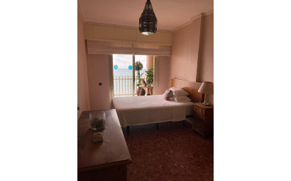 Herverkoop - Plat -
Torrevieja - Las Piscinas Naturales