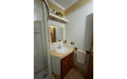 Herverkoop - Plat -
Torrevieja - Las Piscinas Naturales