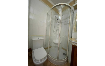 Herverkoop - Plat -
Torrevieja - Las Piscinas Naturales