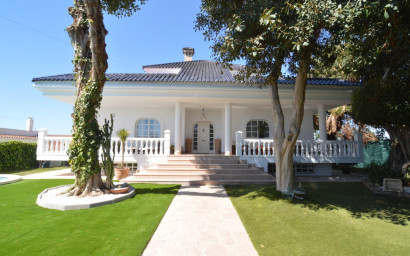 Herverkoop - Villa -
Torrevieja - Costa Blanca