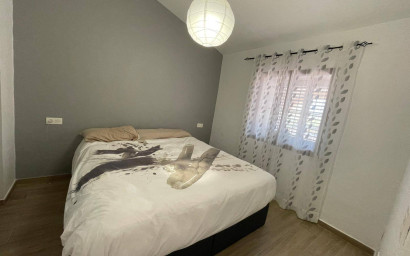 Revente - Maison mitoyenne -
Pilar de la Horadada - Zona Pueblo