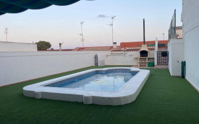 Revente - Maison mitoyenne -
Pilar de la Horadada - Zona Pueblo