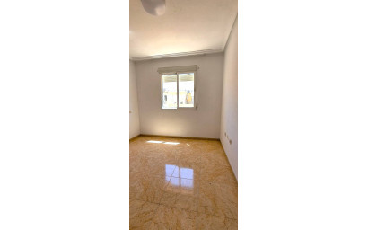 Revente - Penthouse -
Torrevieja - Playa de los Locos