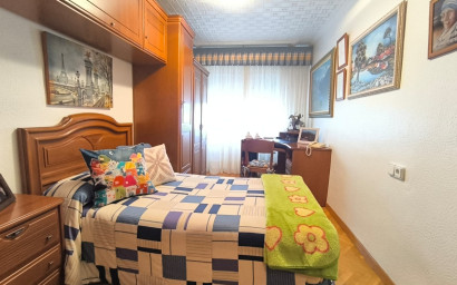 Revente - Villa -
Sax - Inland