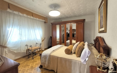 Revente - Villa -
Sax - Inland