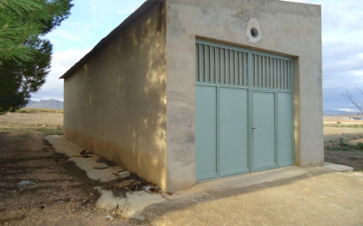 Revente - Maison de campagne -
Yecla - Inland