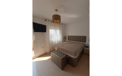 Resale - Townhouse -
Avileses - Jerónimo Y Avileses