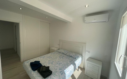 Resale - Bungalow -
Orihuela Costa - La Regia