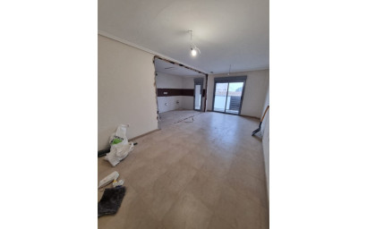 Herverkoop - Plat -
Torrevieja - Costa Blanca