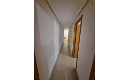 Herverkoop - Plat -
Torrevieja - Costa Blanca