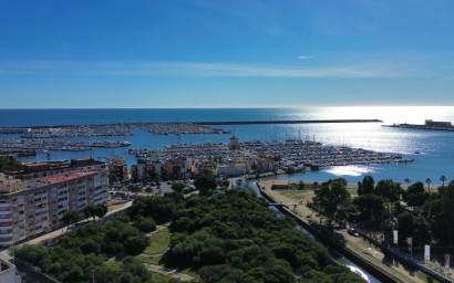 Herverkoop - Plat -
Torrevieja - Costa Blanca
