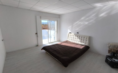 Revente - Villa -
Pinoso - Inland
