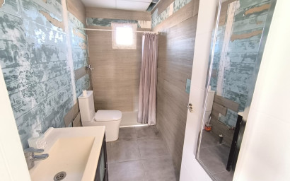 Revente - Villa -
Pinoso - Inland