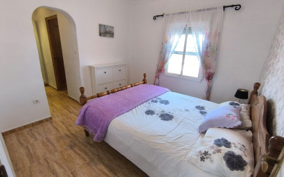 Herverkoop - Villa -
Villena - Inland