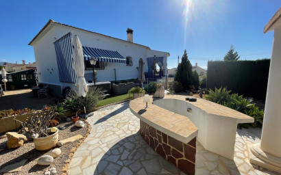 Revente - Villa -
Alfas del Pí - Costa Blanca