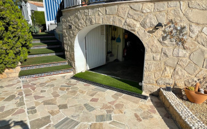 Revente - Villa -
Alfas del Pí - Costa Blanca