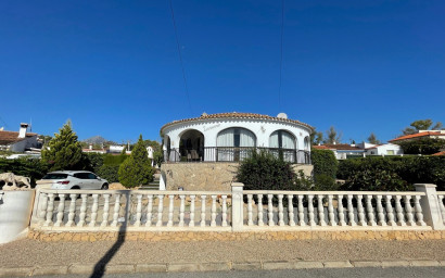 Revente - Villa -
Alfas del Pí - Costa Blanca