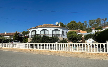 Revente - Villa -
Alfas del Pí - Costa Blanca