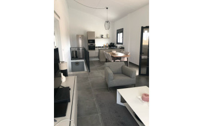 Revente - Villa -
Pinoso - Inland