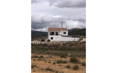 Revente - Villa -
Pinoso - Inland