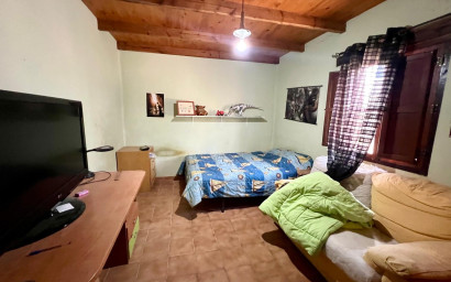 Herverkoop - Landhuis -
Pinoso - Inland
