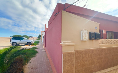 Herverkoop - Plat -
Torrevieja - Zona Los Frutales