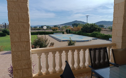 Revente - Villa -
Yecla - Inland