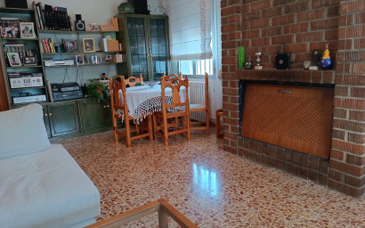 Revente - Villa -
Yecla - Inland