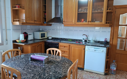 Revente - Villa -
Yecla - Inland