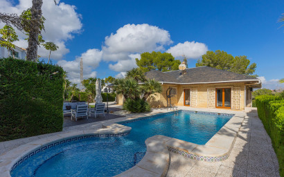 Revente - Villa -
Orihuela Costa - Costa Blanca