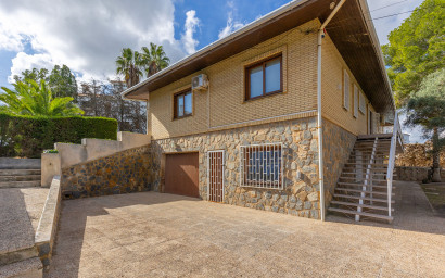 Revente - Villa -
Orihuela Costa - Costa Blanca
