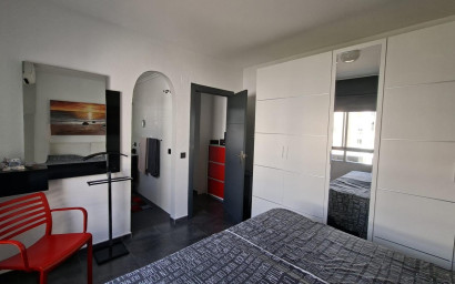 Herverkoop - Plat -
Torrevieja - Acequion
