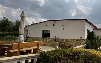Herverkoop - Villa -
Biar - Costa Blanca