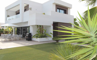 Revente - Villa -
Rojales - Inland