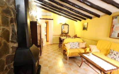 Revente - Villa -
Fortuna - Inland