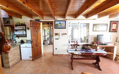 Revente - Villa -
Fortuna - Inland
