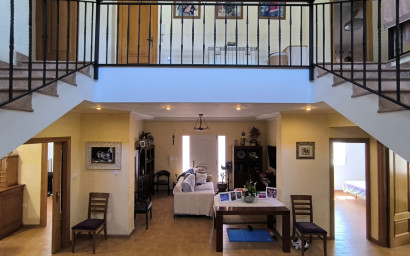 Revente - Villa -
Yecla - Inland